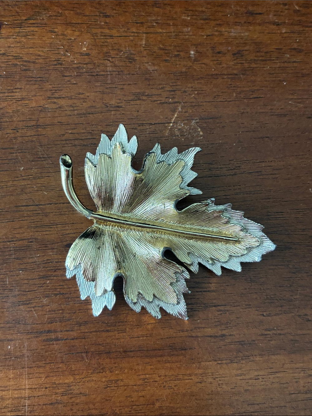 🔺FREE WHEN BUNDLED🔺 Sarah Coventry — Vintage Gold and Silver Leaf Brooch